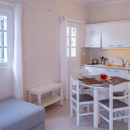Milos Bay Suites Adamantas  Phòng bức ảnh