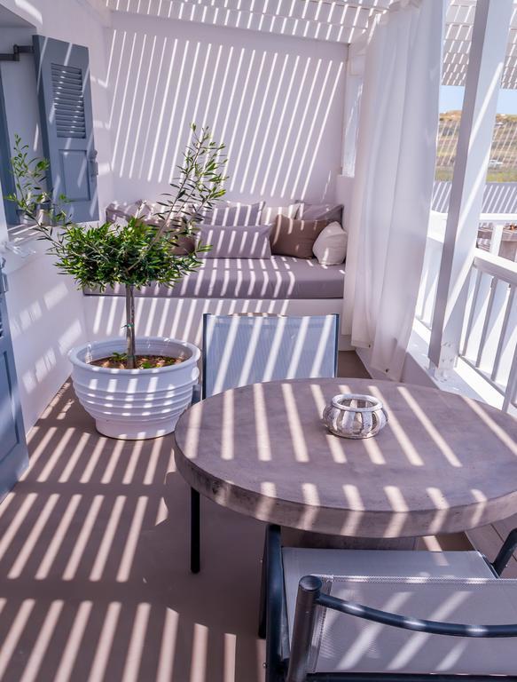 Milos Bay Suites Adamantas  Phòng bức ảnh