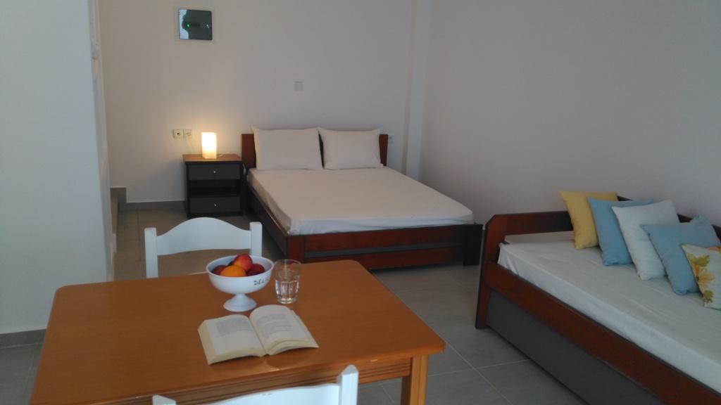 Milos Bay Suites Adamantas  Ngoại thất bức ảnh