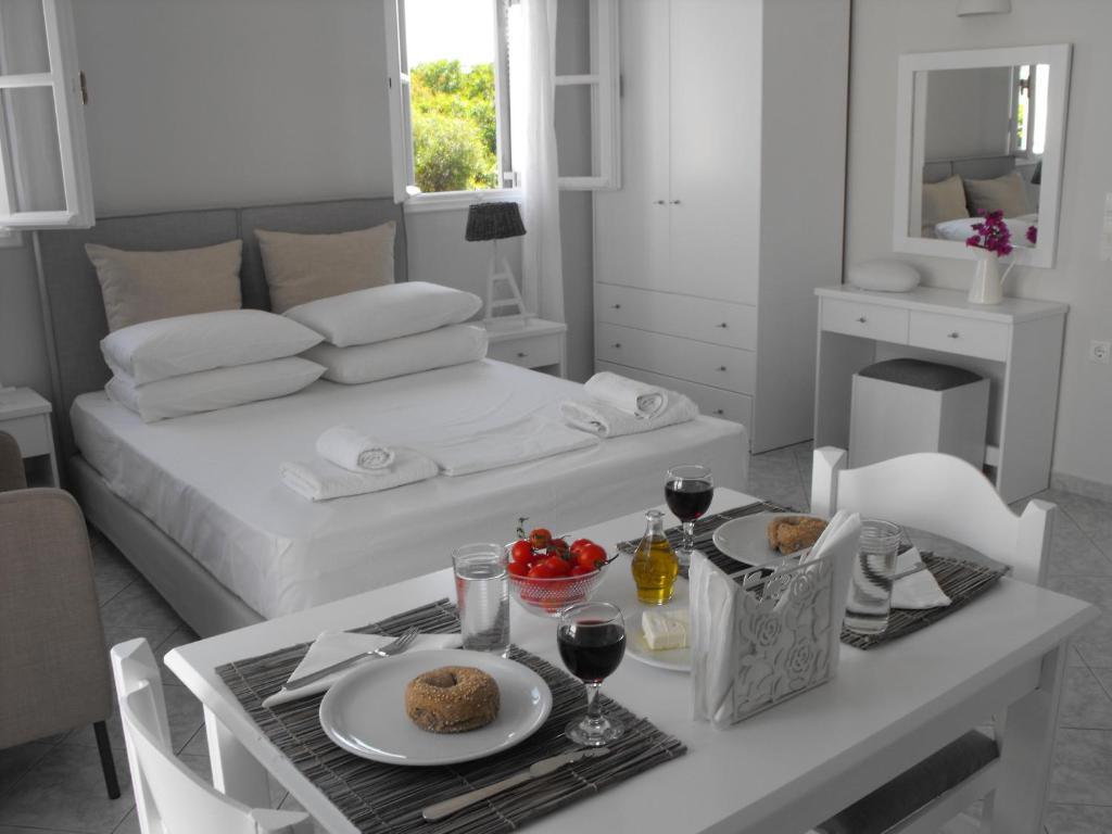 Milos Bay Suites Adamantas  Ngoại thất bức ảnh