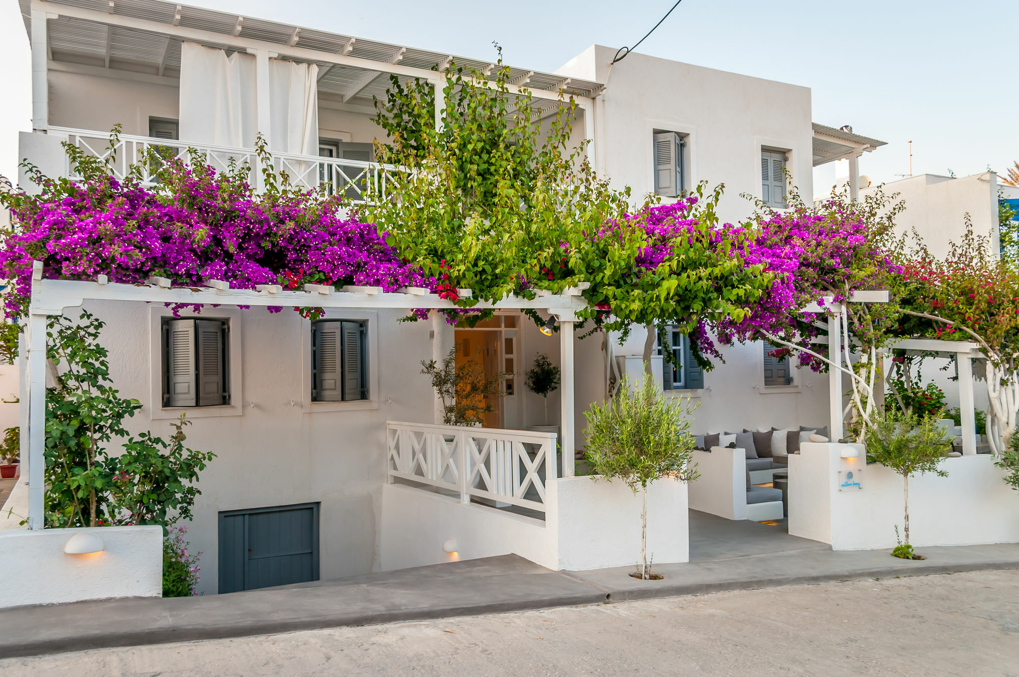 Milos Bay Suites Adamantas  Ngoại thất bức ảnh